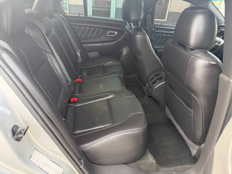 2016 Ford Taurus Limited