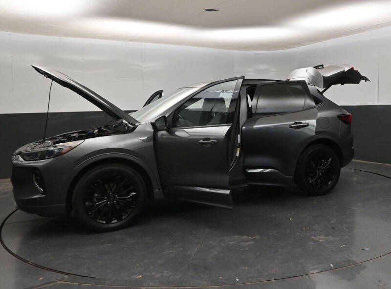 2023 Ford Escape ST-Line Elite