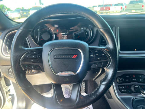2018 Dodge Challenger SXT Plus