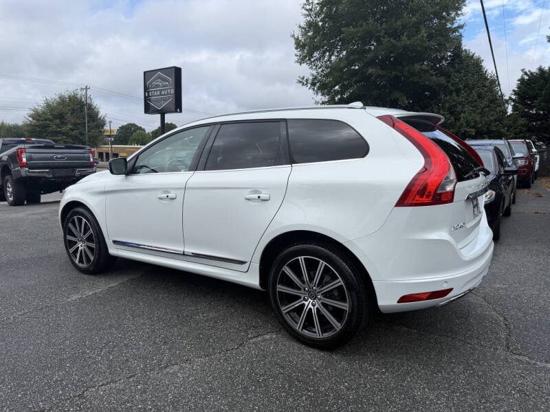 2016 Volvo XC60 T5 Drive-E Platinum