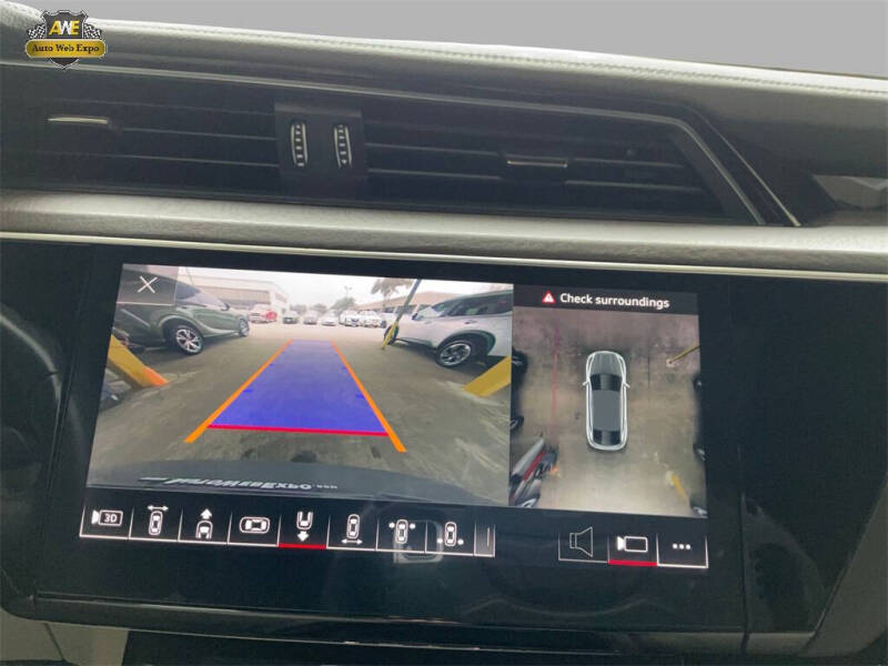 2024 Audi Q8 Sportback e-tron quattro Premium Plus S line