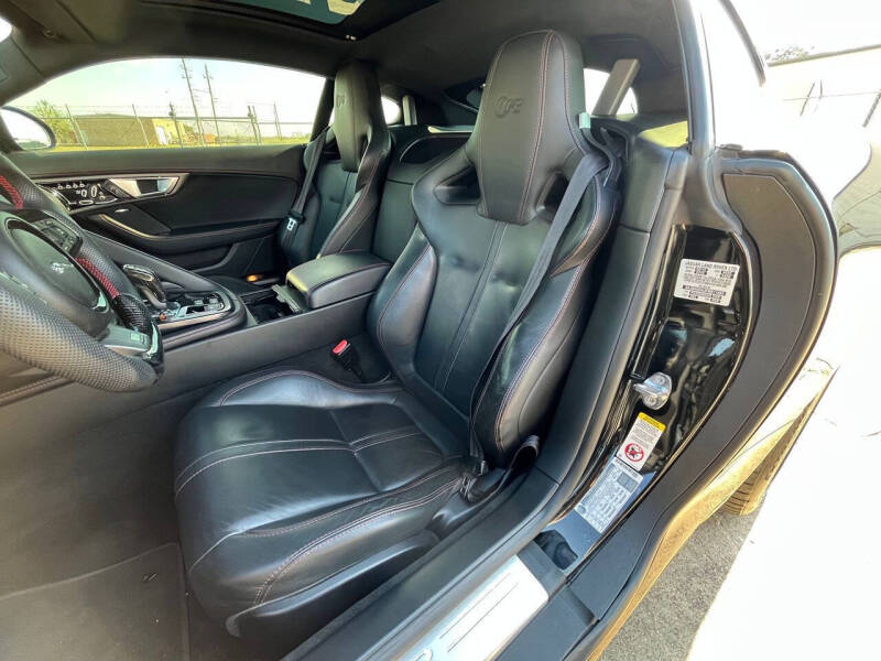 2015 Jaguar F-TYPE R