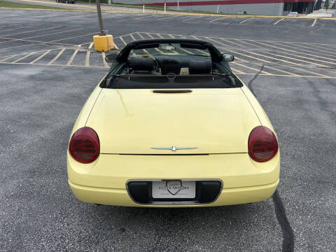 2002 Ford Thunderbird Deluxe