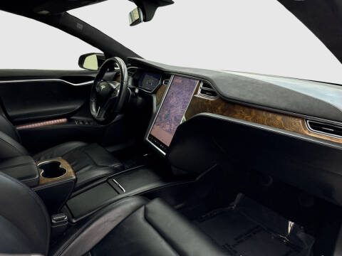 2017 Tesla Model S 75D