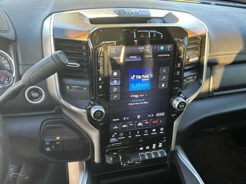 2024 RAM 3500 Laramie