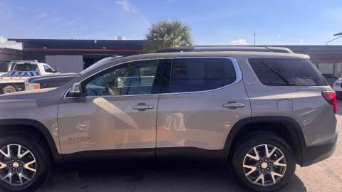 2022 GMC Acadia SLE
