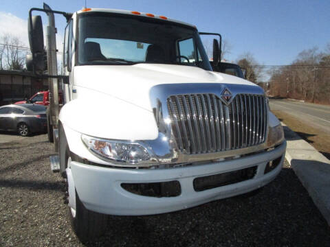 2008 International 4400 for sale at Lynch's Auto - Cycle - Truck Center - Trucks and Equipment in Brockton MA