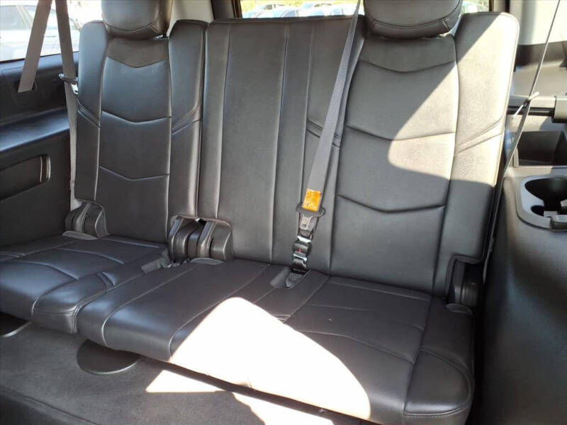 2018 Cadillac Escalade ESV Luxury