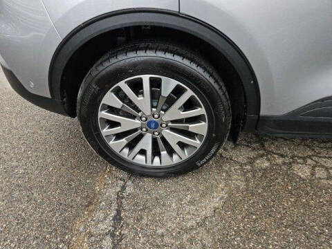 2021 Ford Escape Titanium