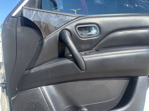 2021 Infiniti QX80 Luxe