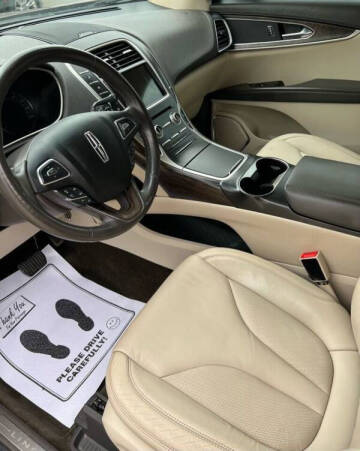 2016 Lincoln MKX Select