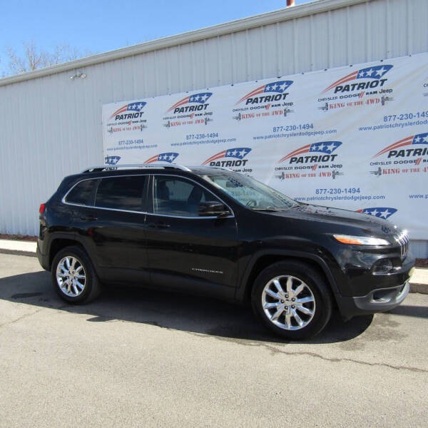 Used 2016 Jeep Cherokee Limited with VIN 1C4PJMDS0GW328282 for sale in Oakland, MD