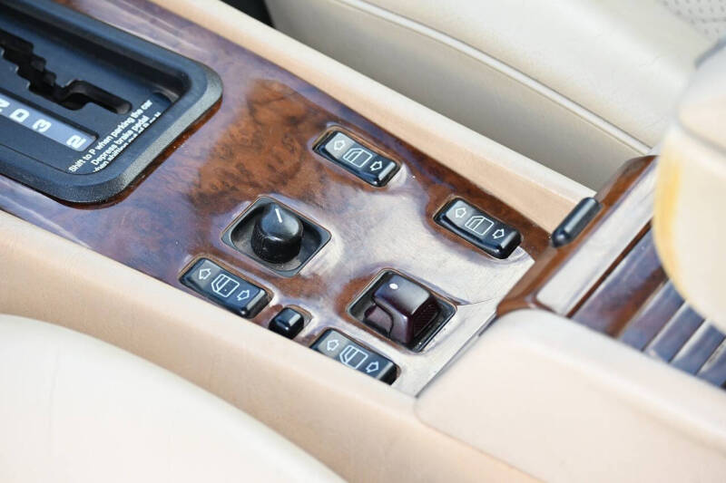 1995 Mercedes-Benz E-Class E 320