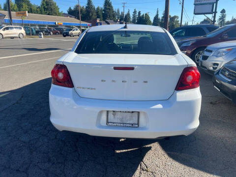 2012 Dodge Avenger SE