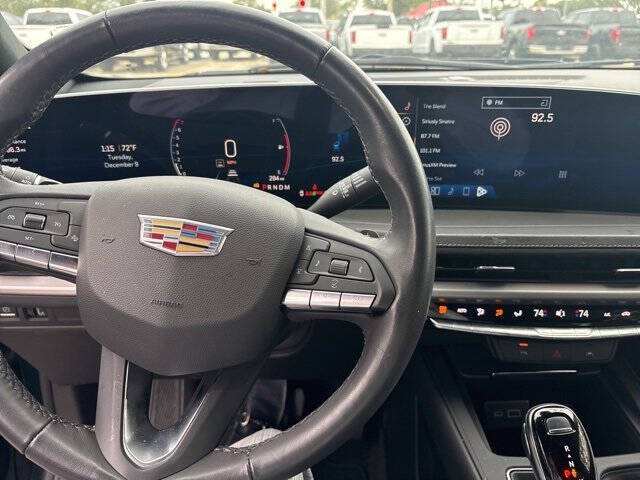 2024 Cadillac XT4 Premium Luxury