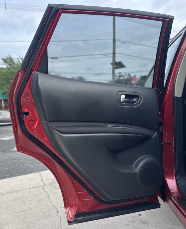 2011 Nissan Rogue SV
