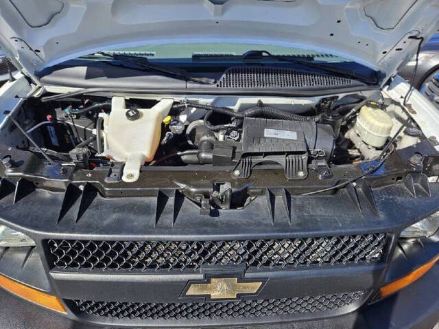 2017 Chevrolet Express 2500