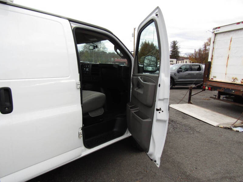 2020 Chevrolet Express 2500