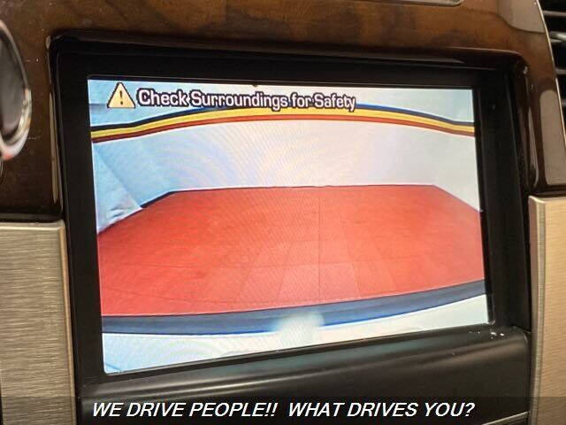 2011 Cadillac Escalade Platinum Edition