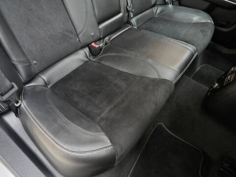 2012 Chrysler 300 SRT8