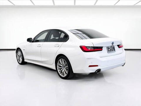 2023 BMW 3 Series 330e