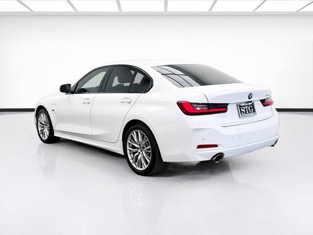 2023 BMW 3 Series 330e