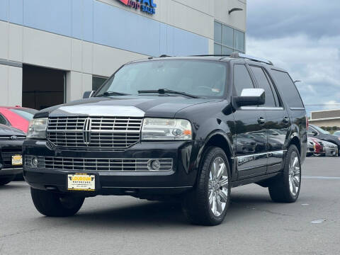 2010 Lincoln Navigator for sale at Loudoun Motor Cars in Chantilly VA