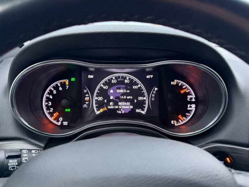 2019 Jeep Grand Cherokee Laredo