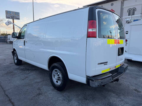 2014 Chevrolet Express 2500