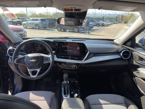 2024 Chevrolet Trax LT