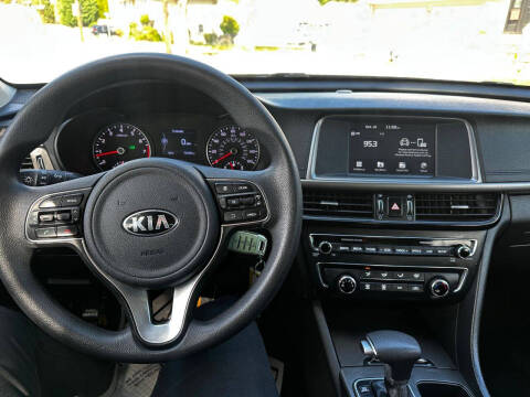 2018 Kia Optima LX