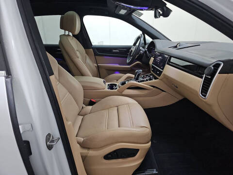 2023 Porsche Cayenne