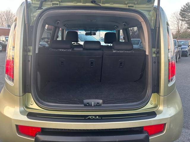 2010 Kia Soul +