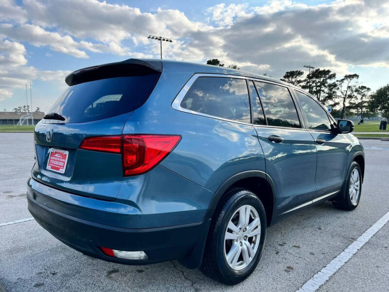 2016 Honda Pilot LX