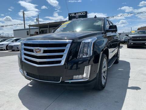 2017 Cadillac Escalade for sale at Velascos Used Car Sales in Hermiston OR