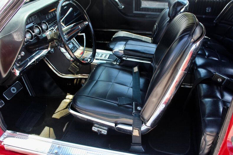 1966 Ford Thunderbird