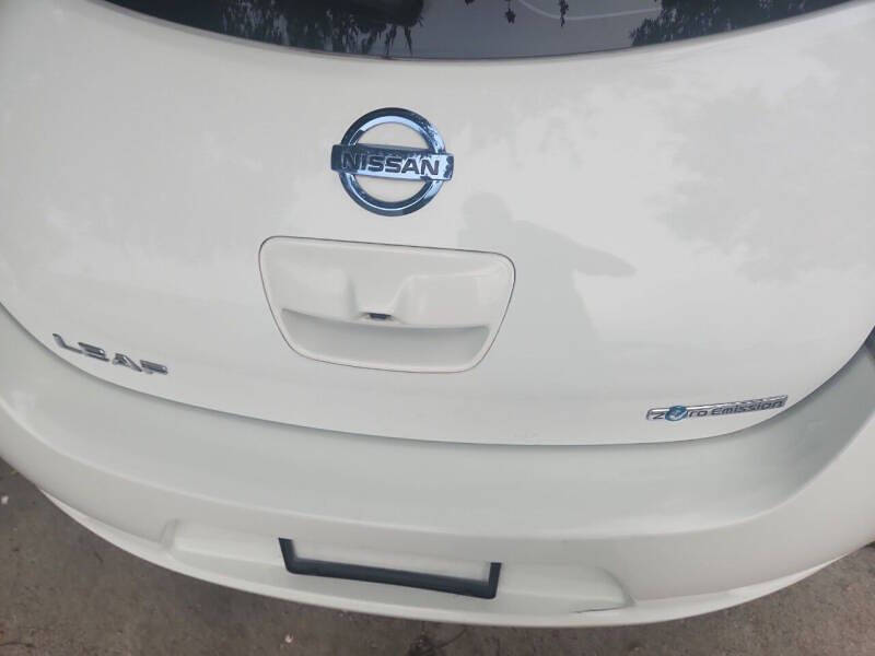 2014 Nissan LEAF SV