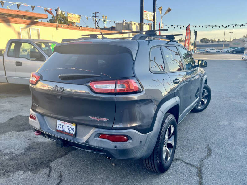 2015 Jeep Cherokee Trailhawk