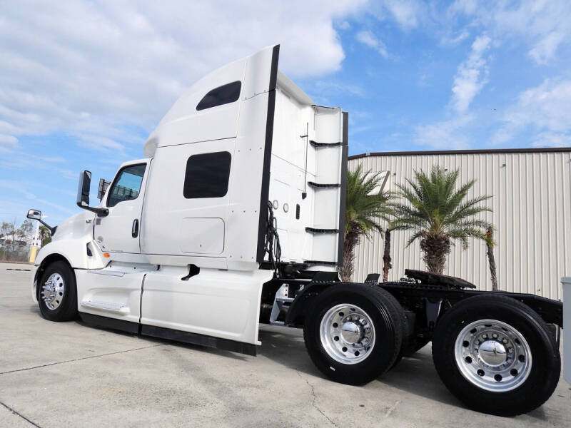 2019 International LT625