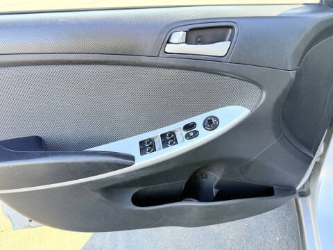 2014 Hyundai Accent GS