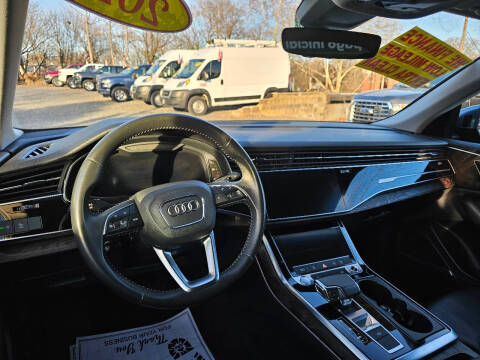 2020 Audi Q8 quattro Premium Plus 55 TFSI