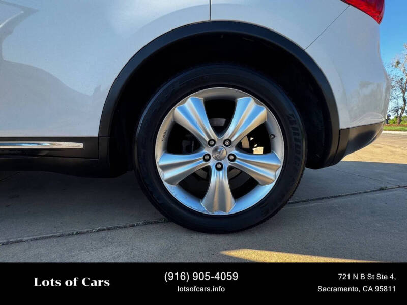 2011 Infiniti FX35