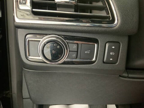 2019 Lincoln Navigator Select