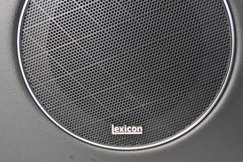 2022 Genesis GV70 2.5T Standard