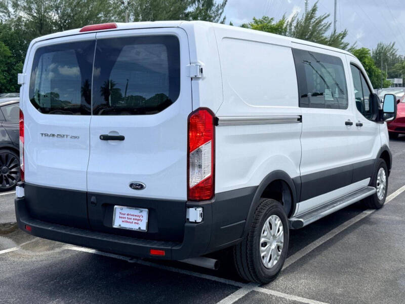 2025 Ford Transit