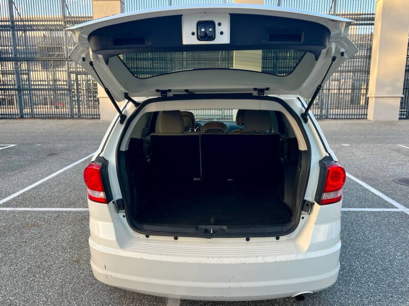 2011 Dodge Journey Express