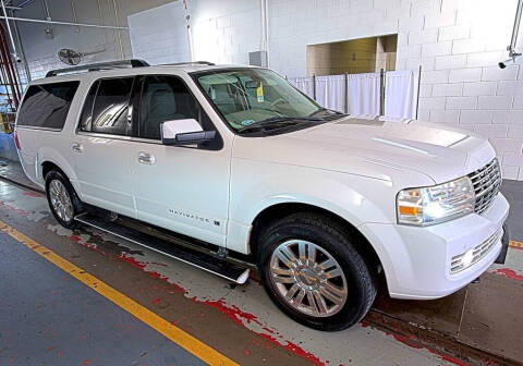 2013 Lincoln Navigator L