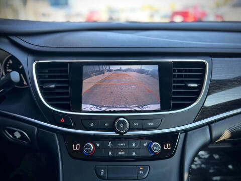 2017 Buick LaCrosse Essence