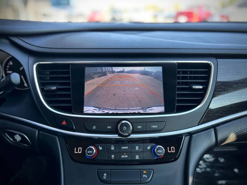 2017 Buick LaCrosse Essence