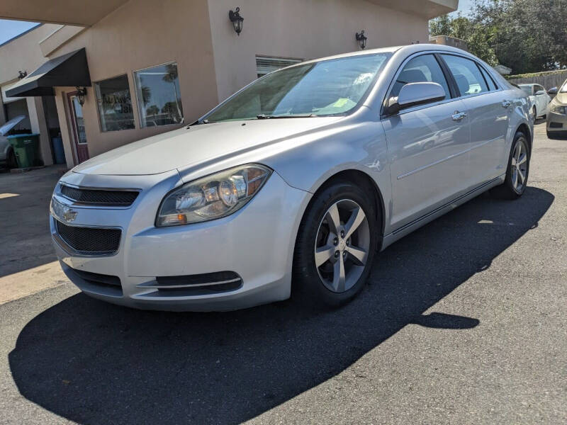 2010 Chevrolet Malibu 1LS photo 2